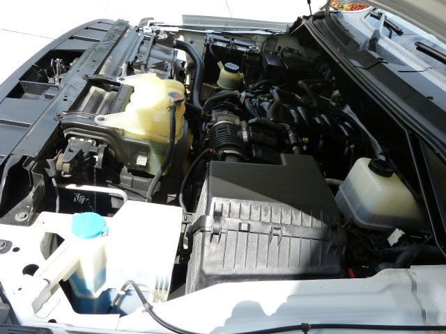 Used 2017 Nissan NV 3500 SV image 10