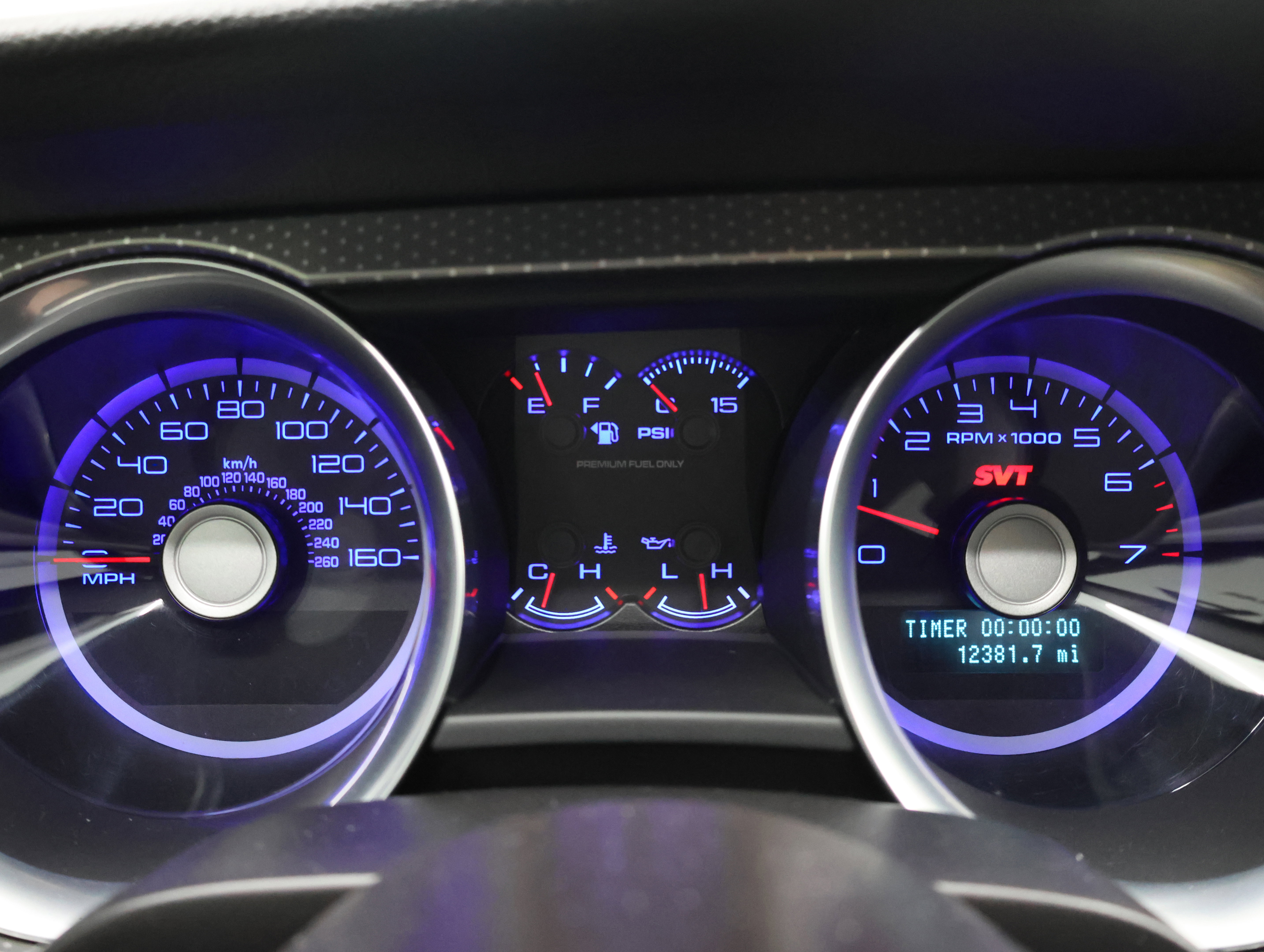 Used 2011 Ford Mustang Shelby GT500 RWD image 9