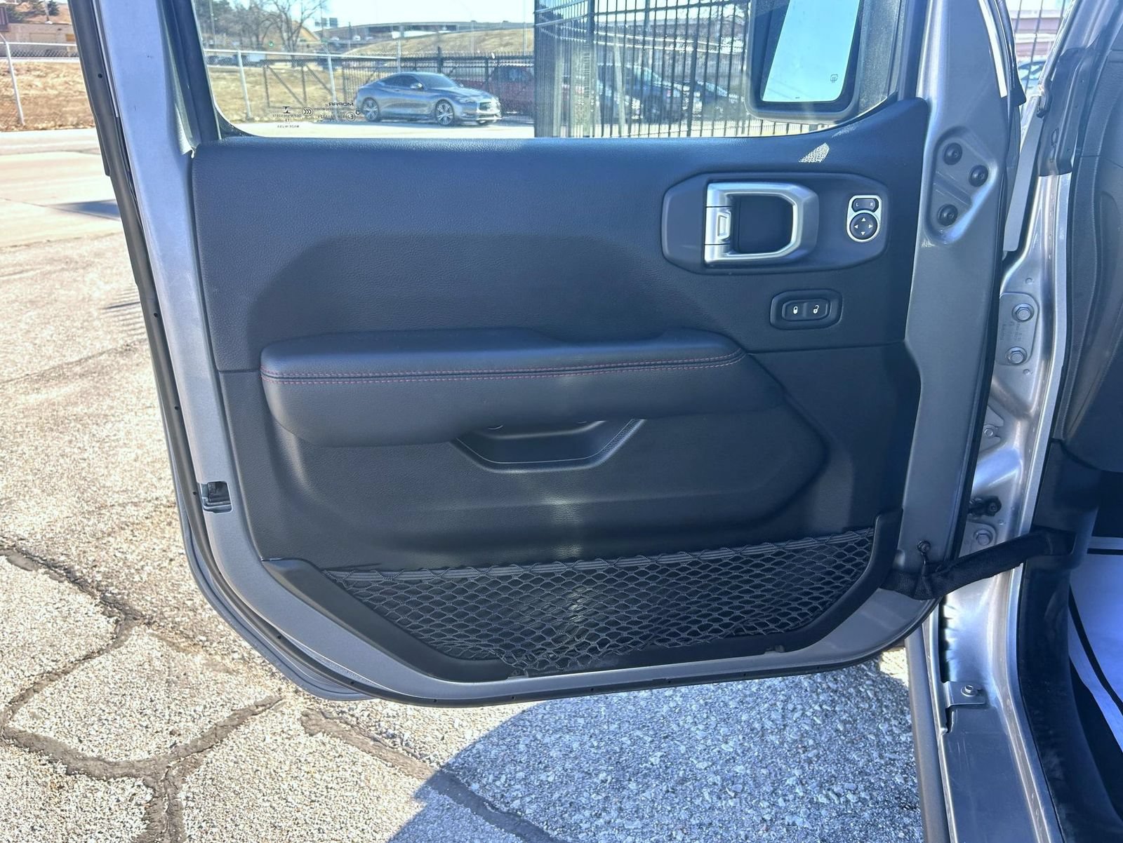 Used 2020 Jeep Gladiator Rubicon AWD/4WD image 10