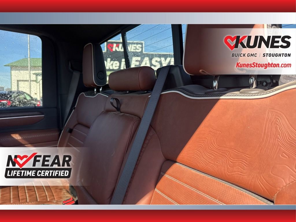 Used 2025 GMC Sierra 3500 Denali Ultimate AWD/4WD image 41