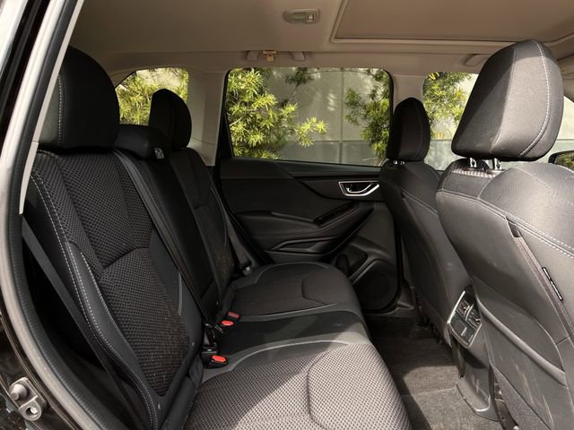 Used 2022 Subaru Forester Premium image 33