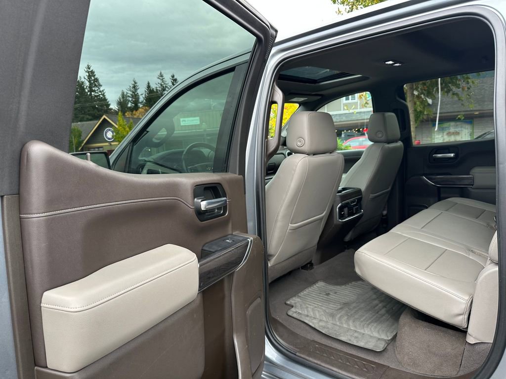 Used 2019 Chevrolet Silverado 1500 LTZ w/ LTZ Premium Package AWD/4WD image 17