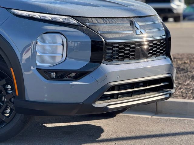 New 2026 Mitsubishi Outlander AWD image 3