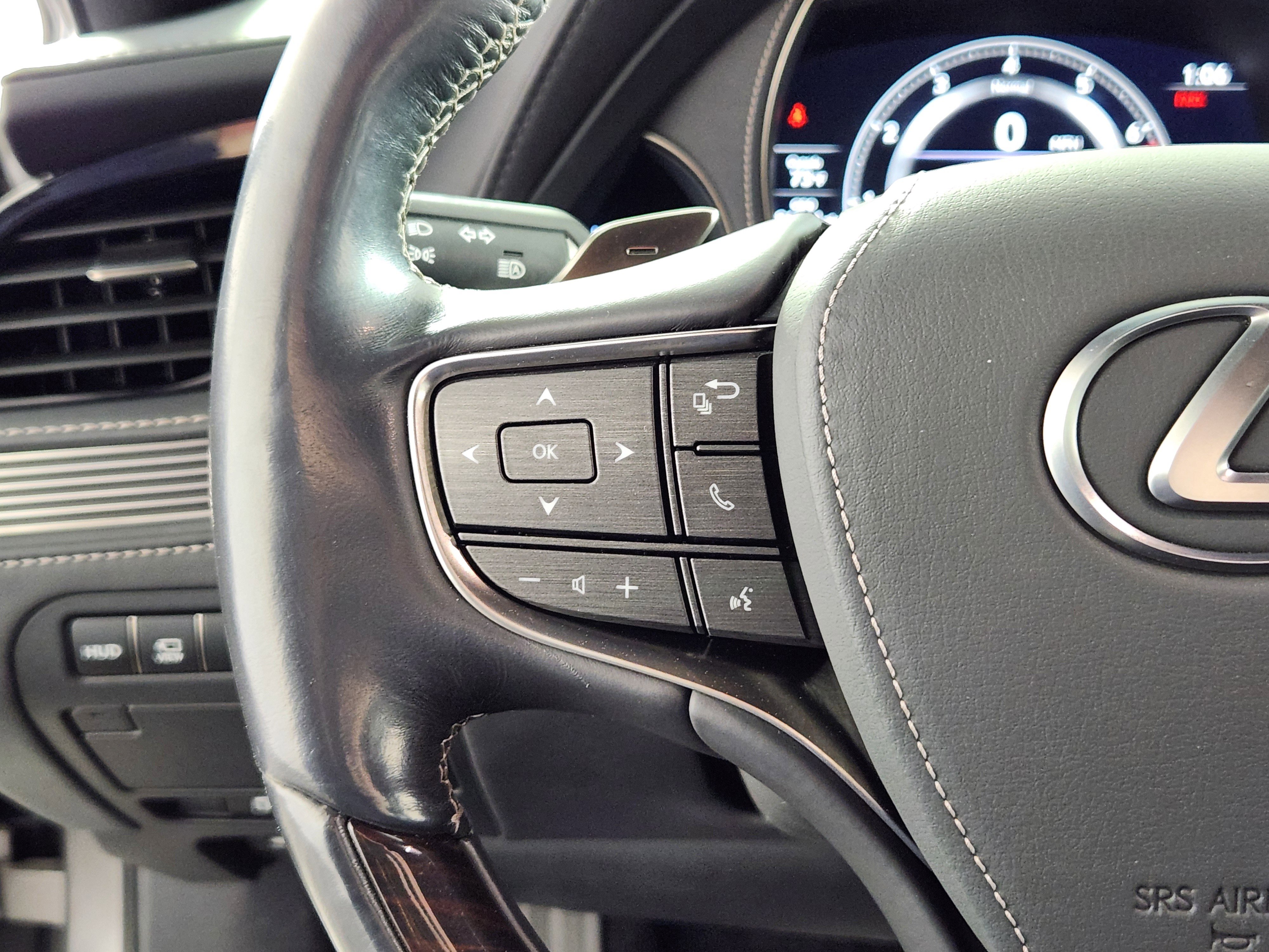 Used 2018 Lexus LS 500 LS 500 w/ Executive Package image 17