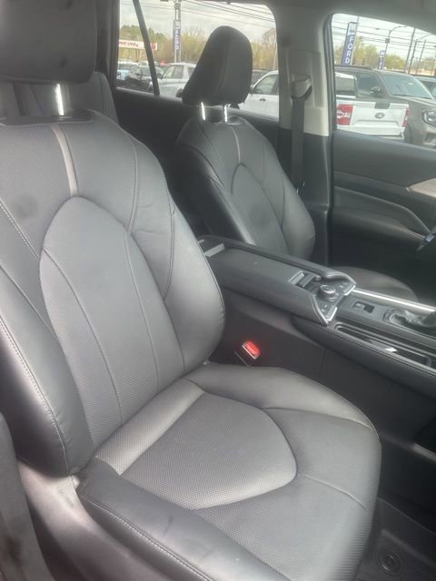 Used 2026 Toyota Grand Highlander Platinum image 10