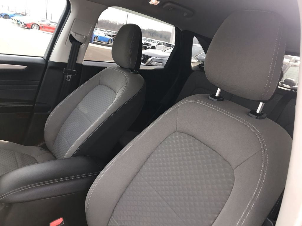 Used 2022 Ford Escape SE AWD/4WD image 11