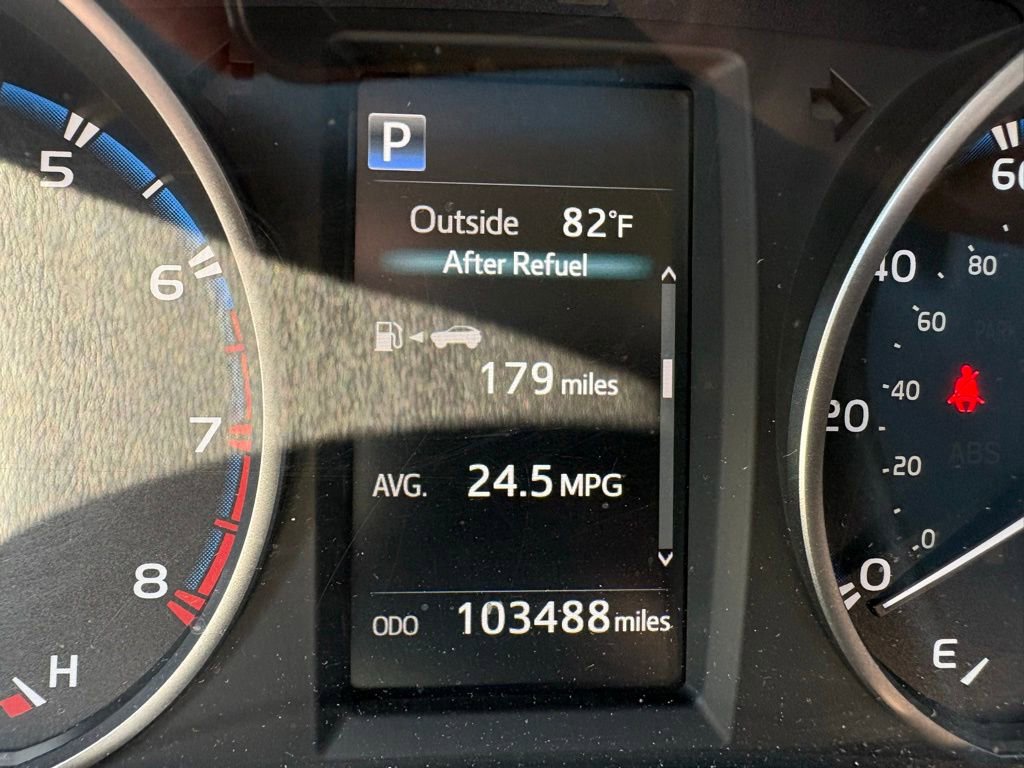 Used 2018 Toyota RAV4 LE w/ All Weather Liner Package AWD/4WD image 10