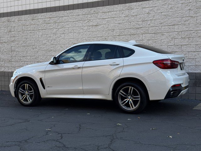 Used 2019 BMW X6 xDrive35i w/ M Sport Package image 2