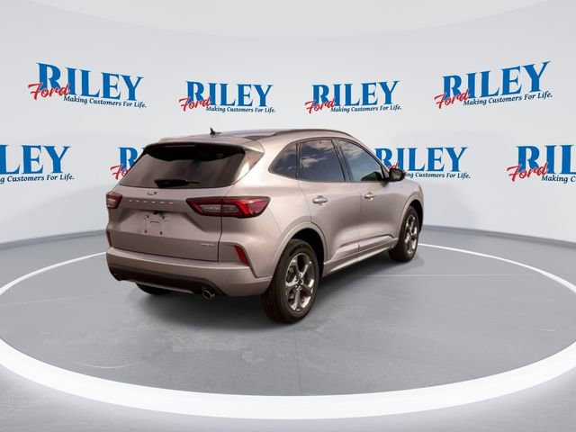 Certified 2023 Ford Escape ST-Line w/ Tech Pack #1 AWD/4WD image 9