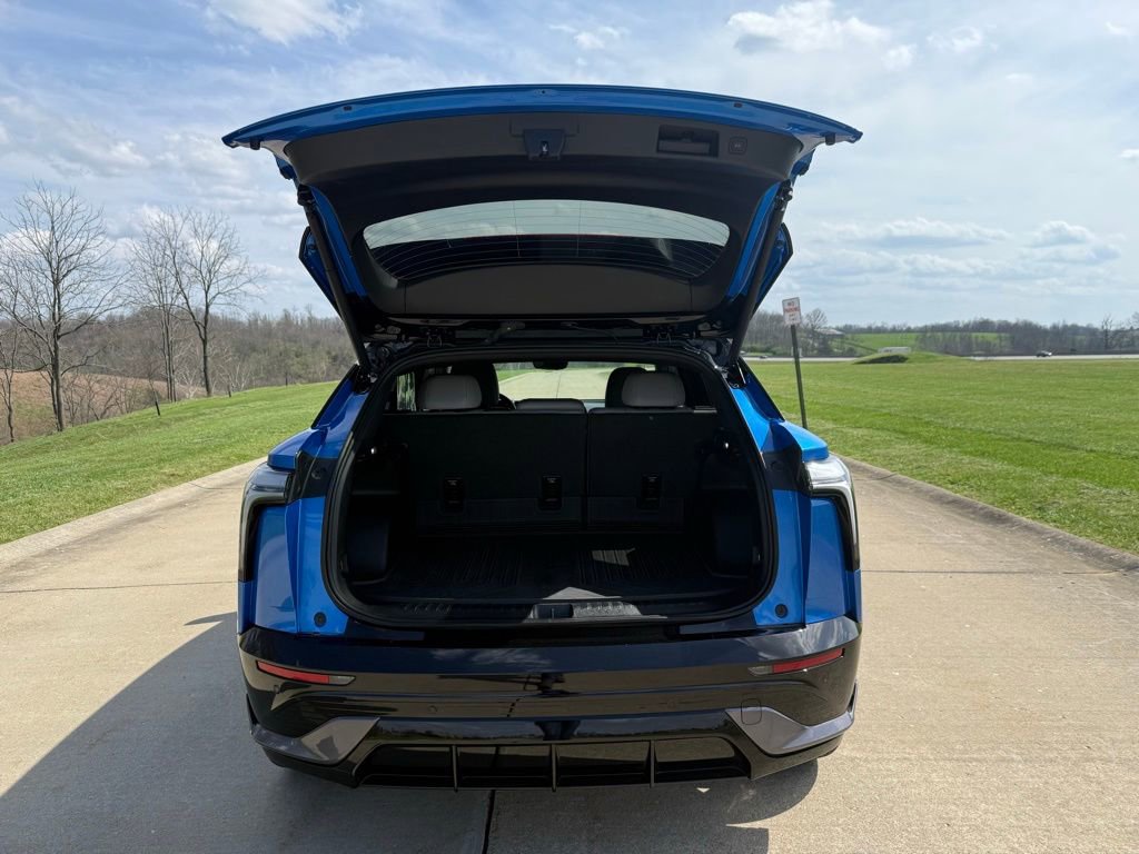 Used 2025 Chevrolet Blazer EV SS w/ LPO, All-Weather Mat Package image 5