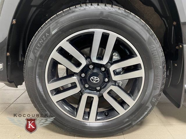 Used 2018 Toyota 4Runner Limited AWD/4WD image 8
