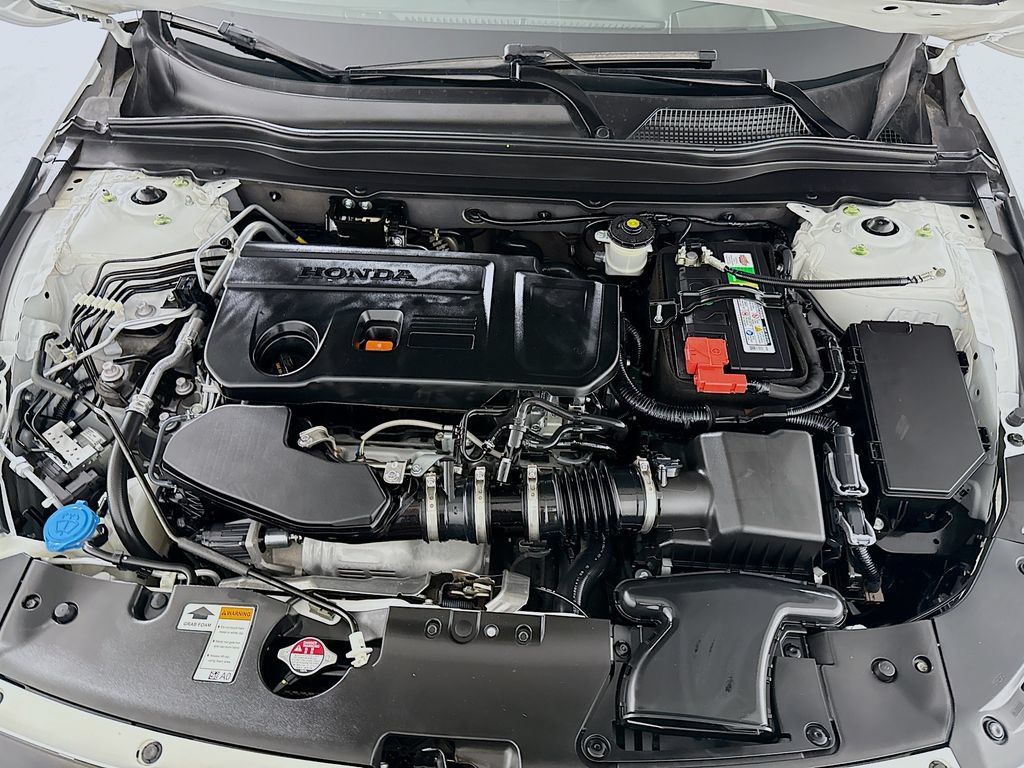 Certified 2022 Honda Accord Touring image 29
