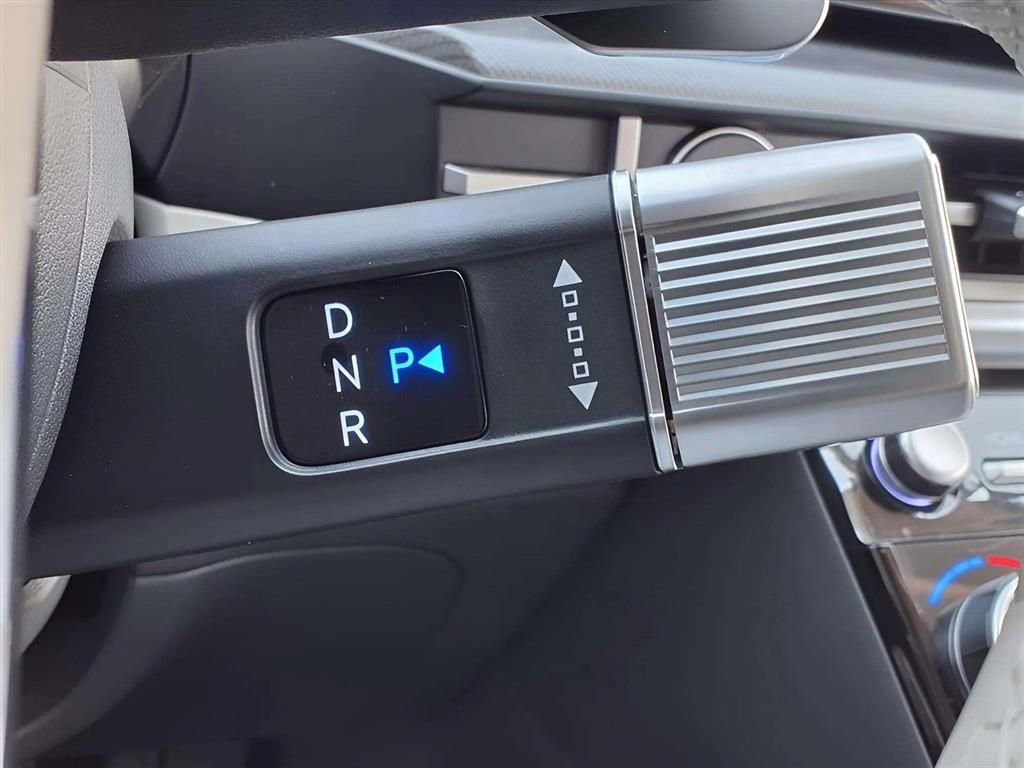 New 2026 Hyundai Santa Fe SEL image 14