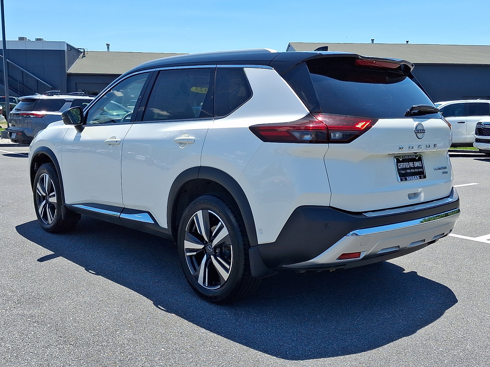 Certified 2023 Nissan Rogue Platinum AWD/4WD image 6
