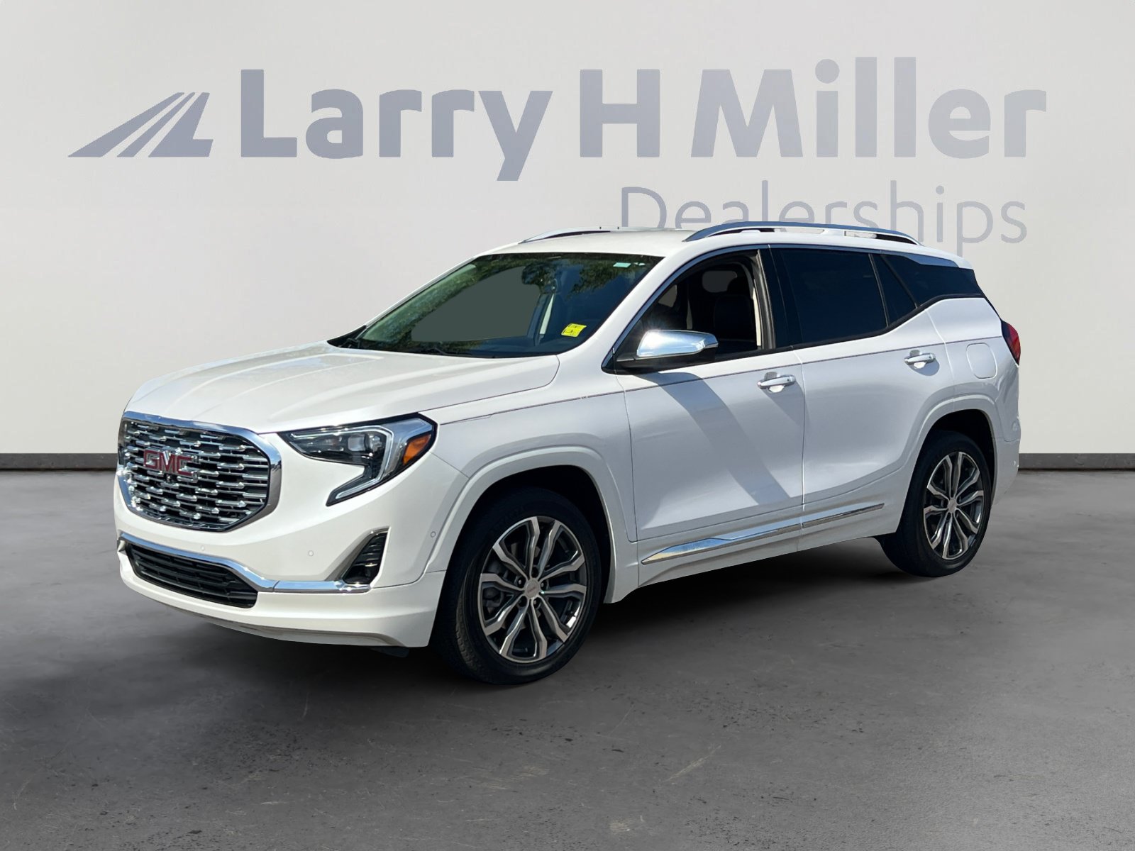Used 2020 GMC Terrain Denali w/ Denali Premium Package