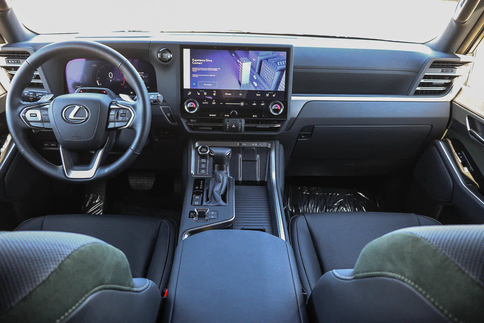 New 2026 Lexus GX 550 AWD/4WD image 13
