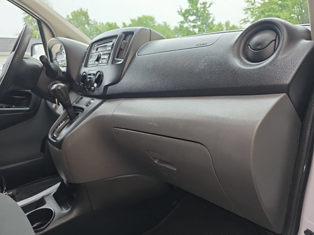 Used 2015 Nissan NV200 S w/ Cruise Control Package FWD image 19