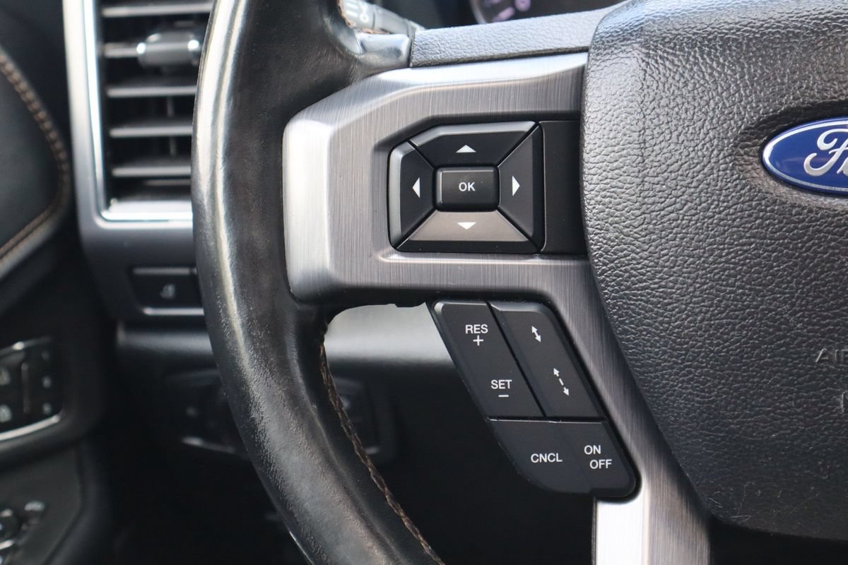 Used 2019 Ford Expedition Platinum AWD/4WD image 24