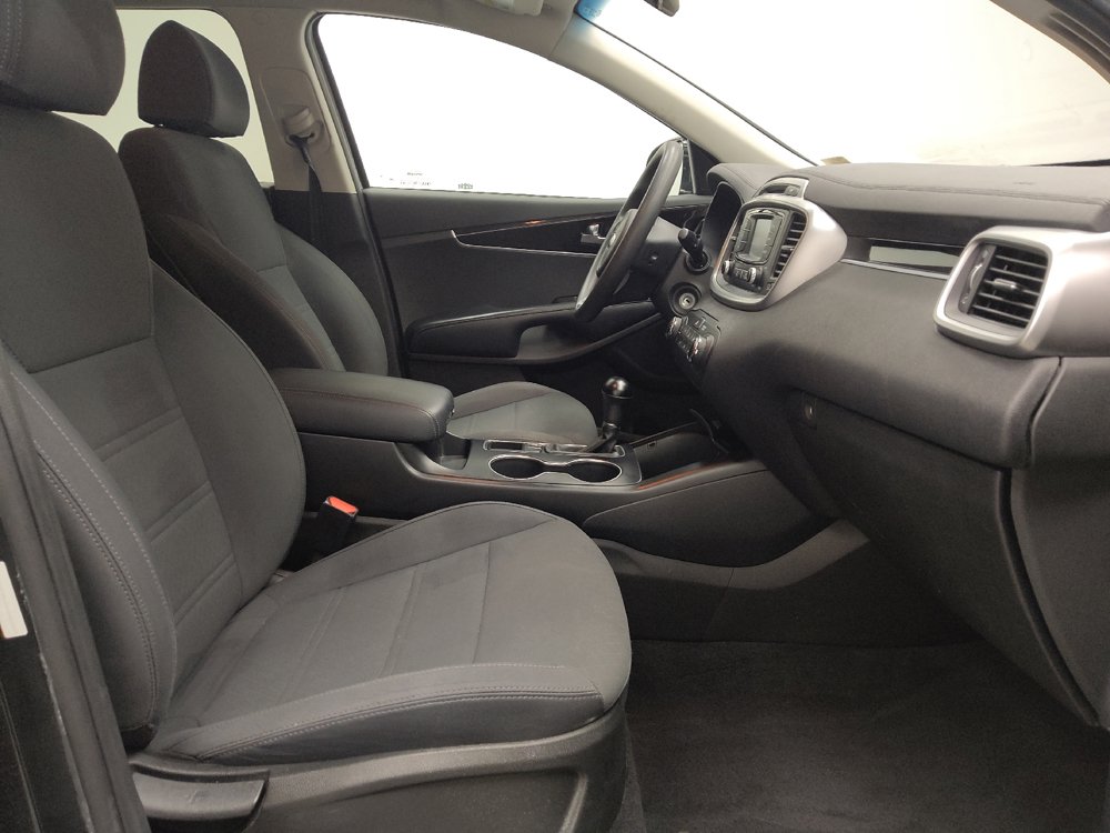 Used 2018 Kia Sorento L FWD image 21