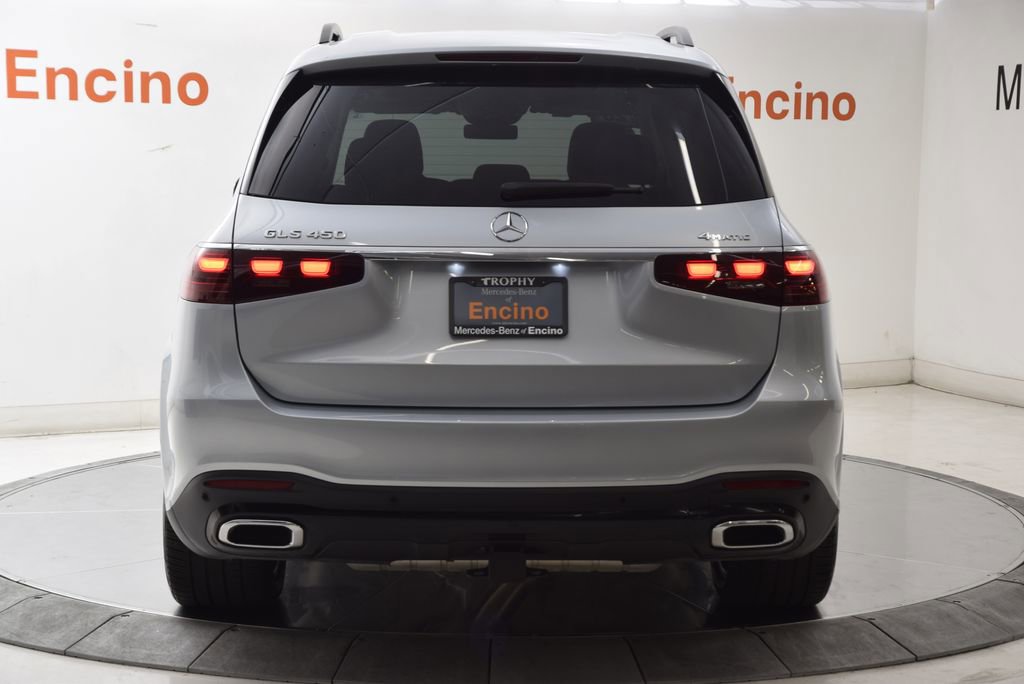 Used 2026 Mercedes-Benz GLS 450 4MATIC image 5