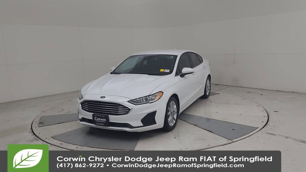 Used 2020 Ford Fusion SE FWD image 6
