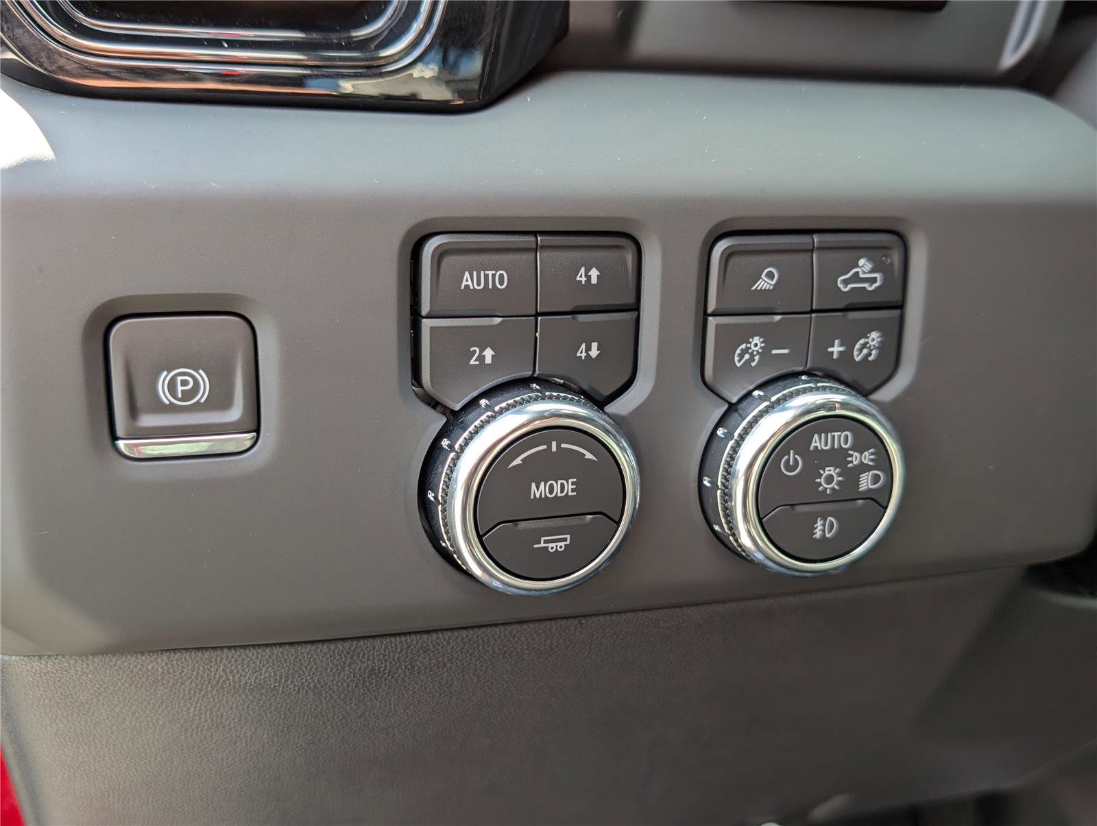 Used 2024 GMC Sierra 1500 AT4X w/ AT4X AEV Edition image 24