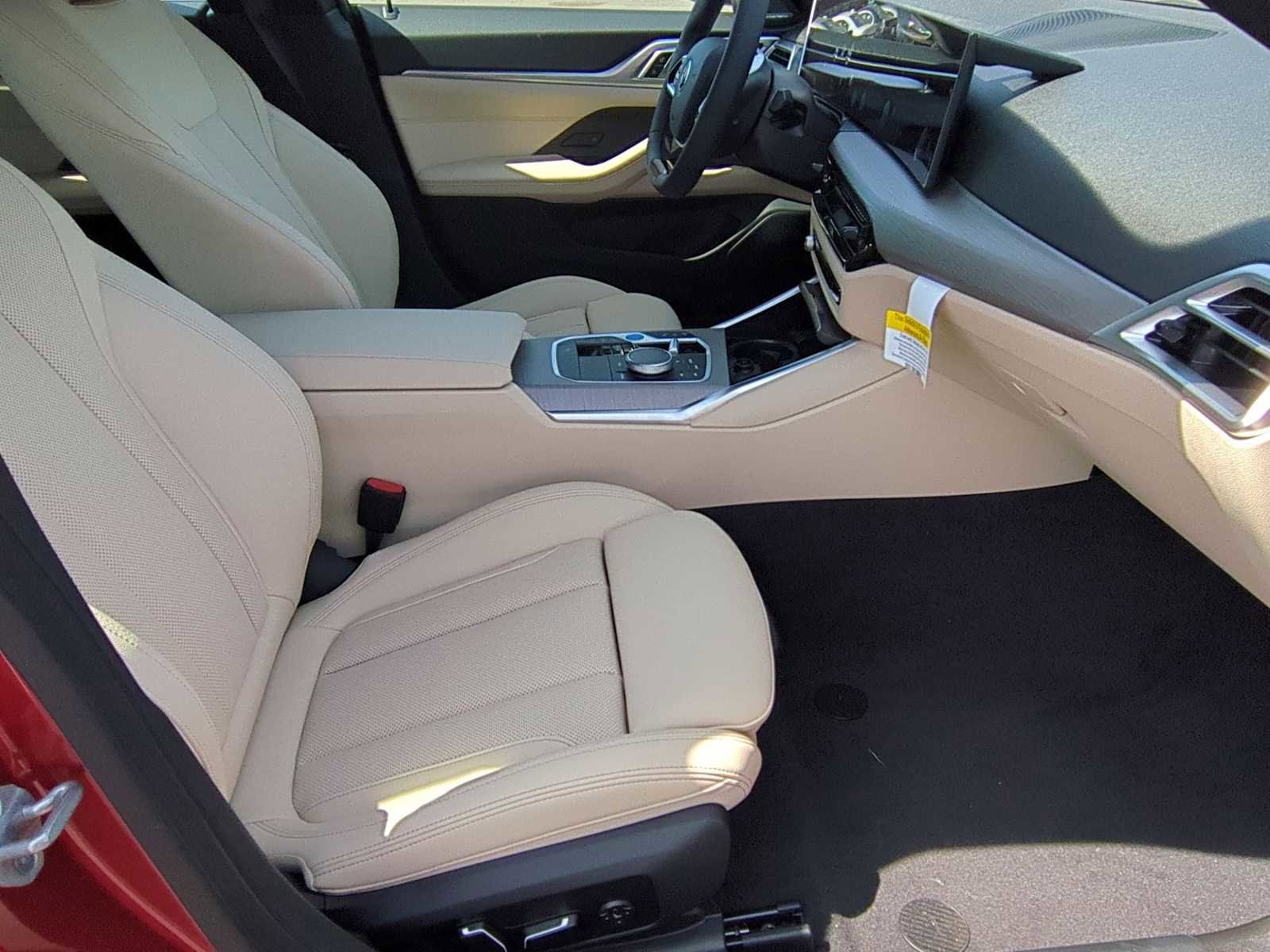 Used 2025 BMW i4 xDrive40i w/ Premium Package image 24