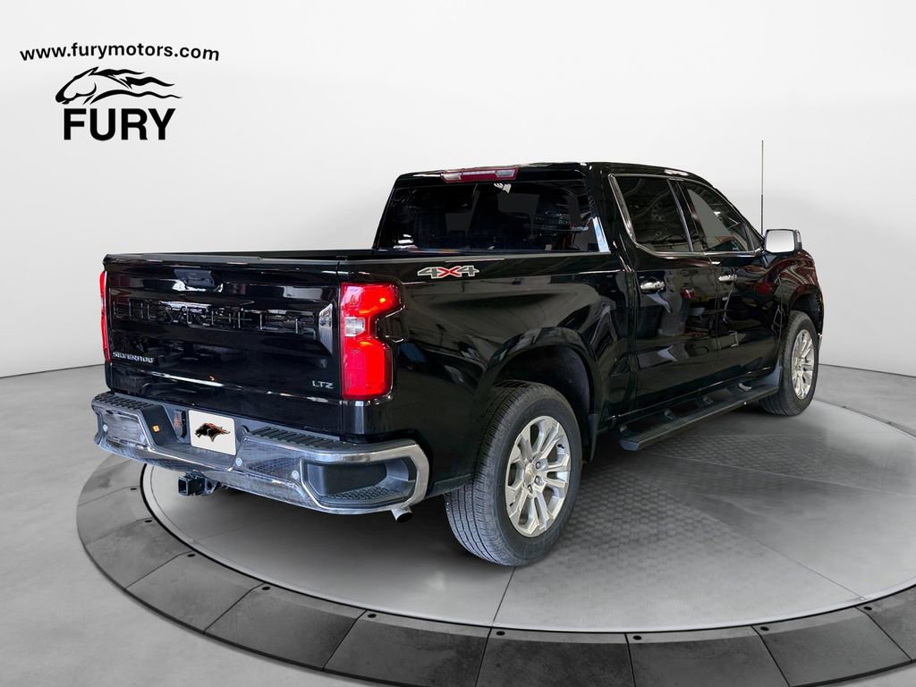 Used 2024 Chevrolet Silverado 1500 LTZ AWD/4WD image 3