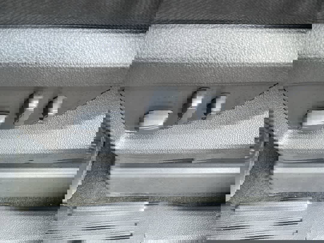 Used 2018 Chevrolet Silverado 1500 LT w/ LT Eassist Package image 12