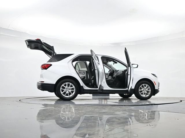 Used 2024 Chevrolet Equinox LS w/ LS Convenience Package FWD image 51