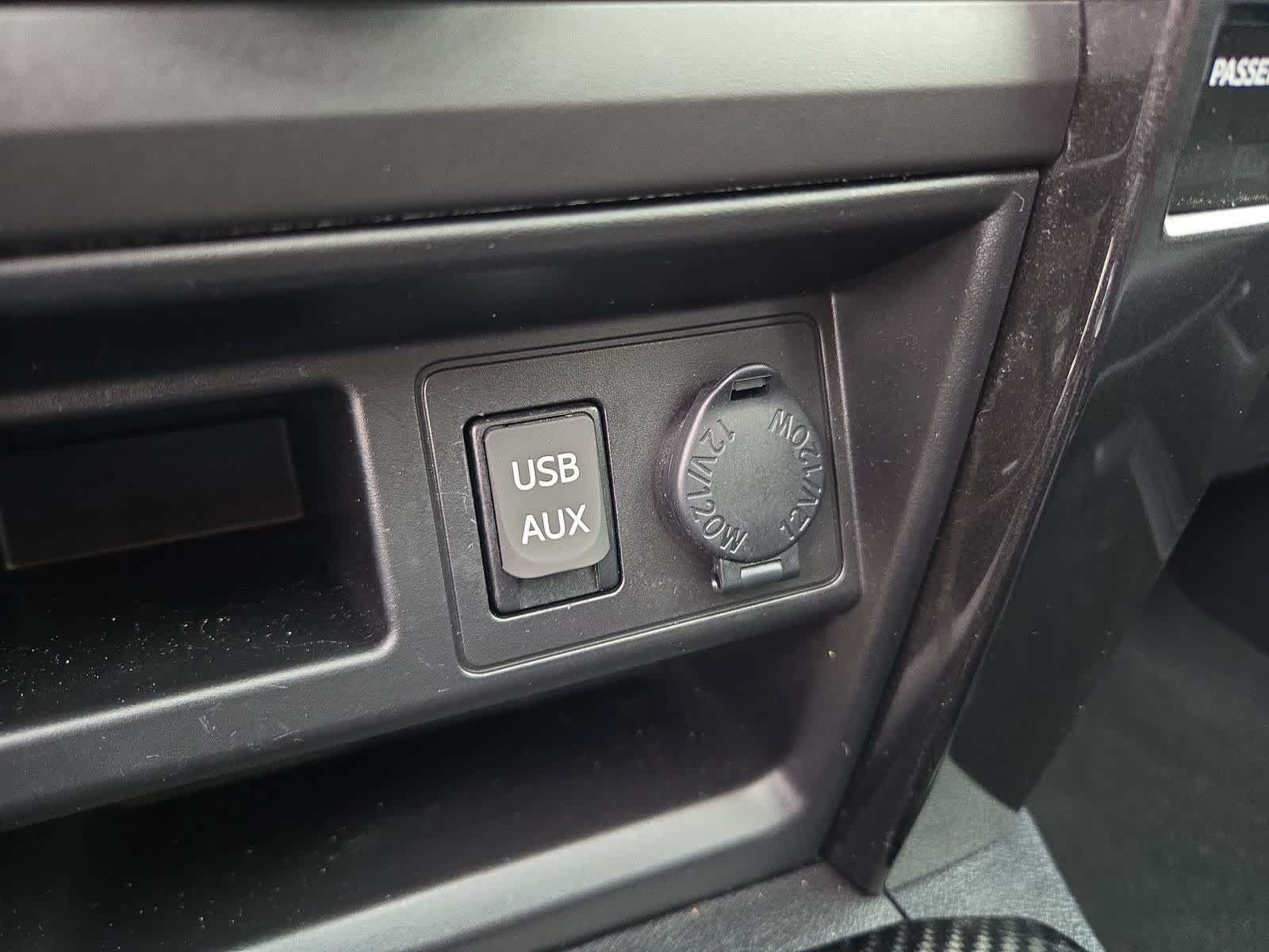 Used 2018 Toyota 4Runner TRD Off-Road Premium AWD/4WD image 31