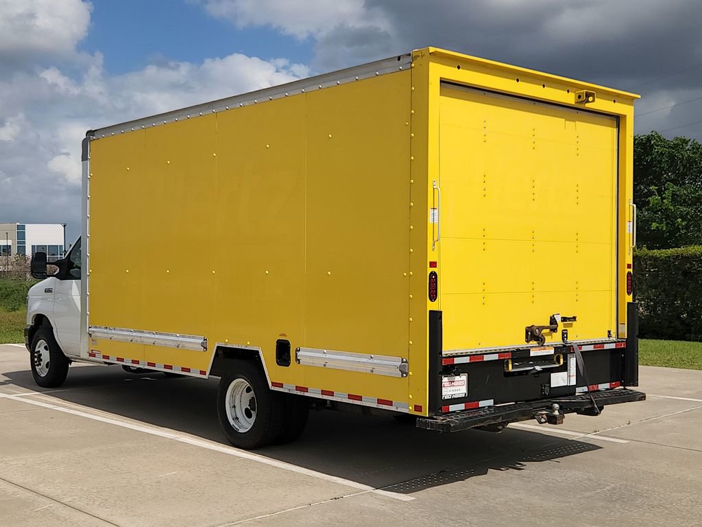 Used 2024 Ford E-350 and Econoline 350 Super Duty w/ Driver's Safety Package image 7