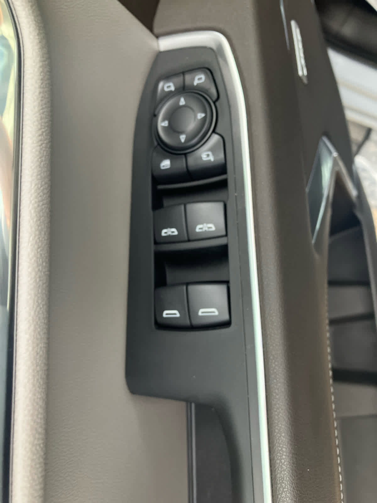 New 2026 GMC Sierra 1500 SLT w/ SLT Premium Plus Package image 13