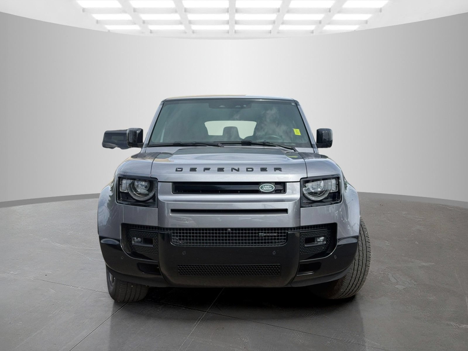 Used 2022 Land Rover Defender 110 X-Dynamic HSE AWD/4WD image 2