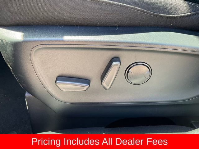 Used 2024 Ford Escape Active w/ Tech Pack #1 AWD/4WD image 6