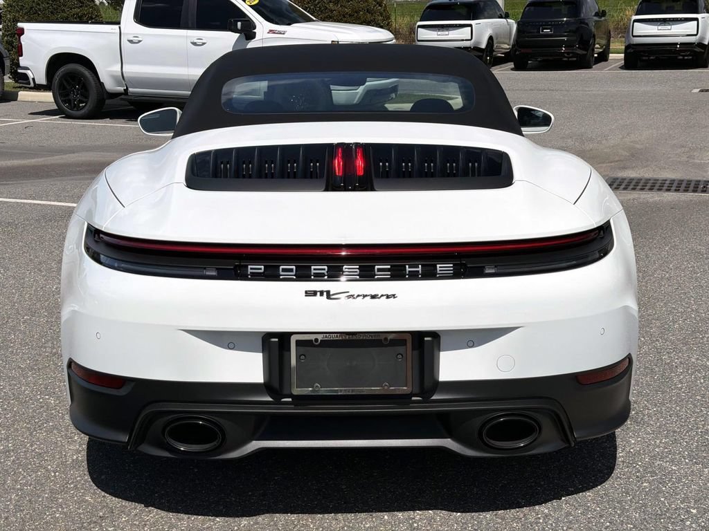 Used 2025 Porsche 911 Carrera RWD image 7