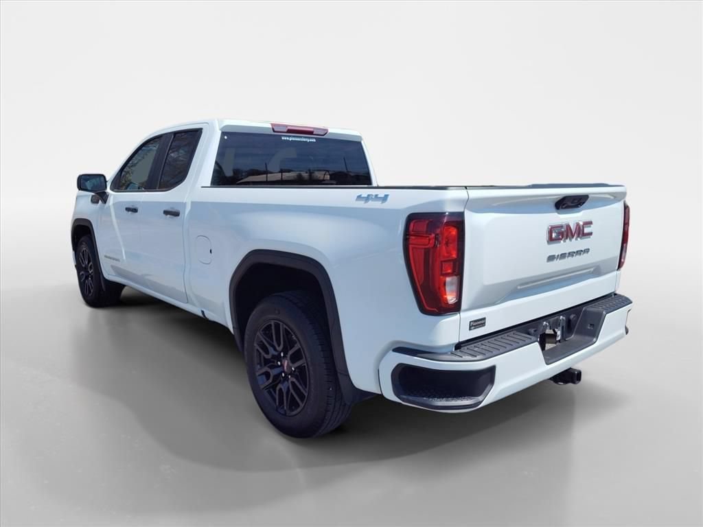 Used 2023 GMC Sierra 1500 Pro w/ Graphite Edition AWD/4WD image 3