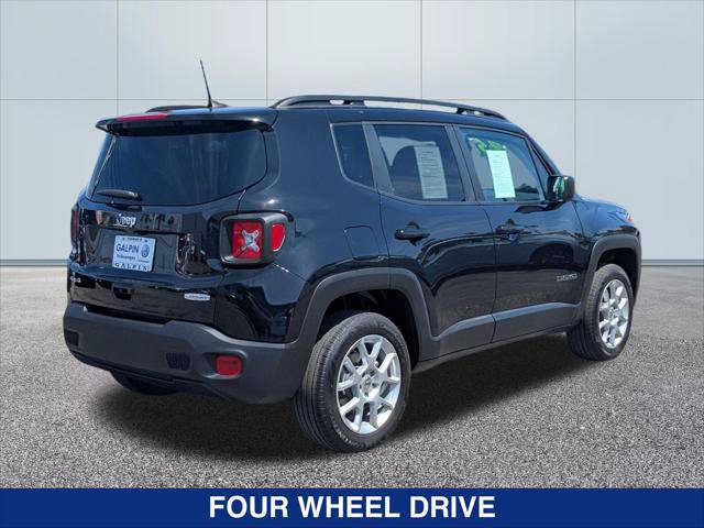 Used 2022 Jeep Renegade Latitude AWD/4WD image 5