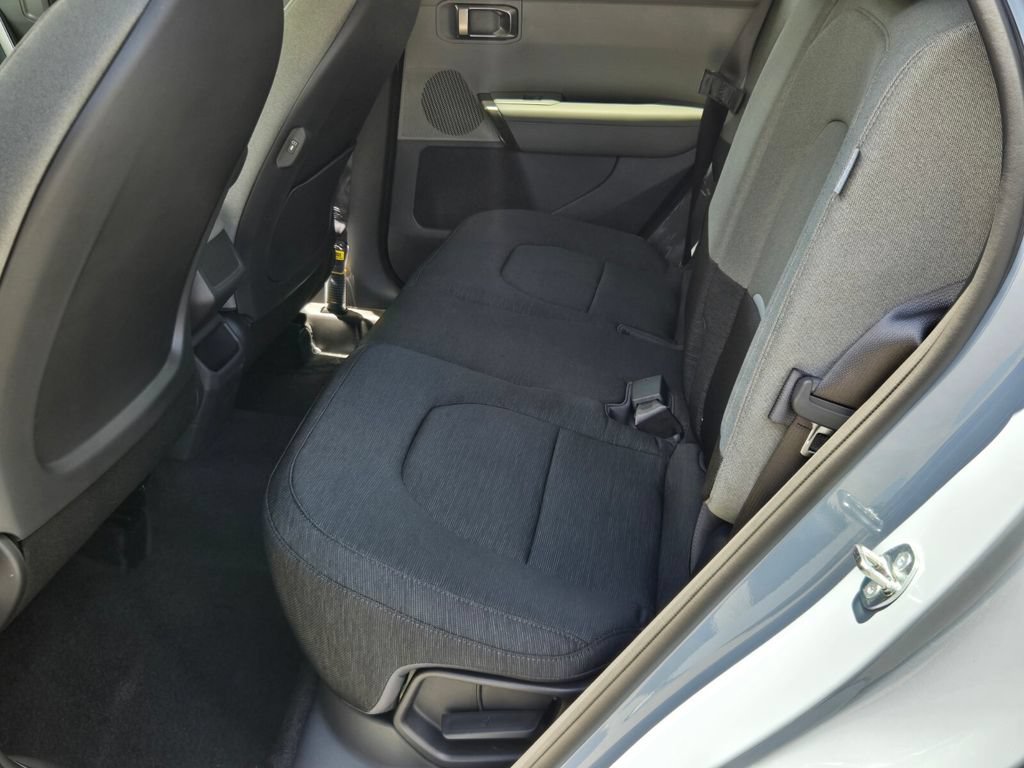 New 2027 Kia Seltos S FWD image 7