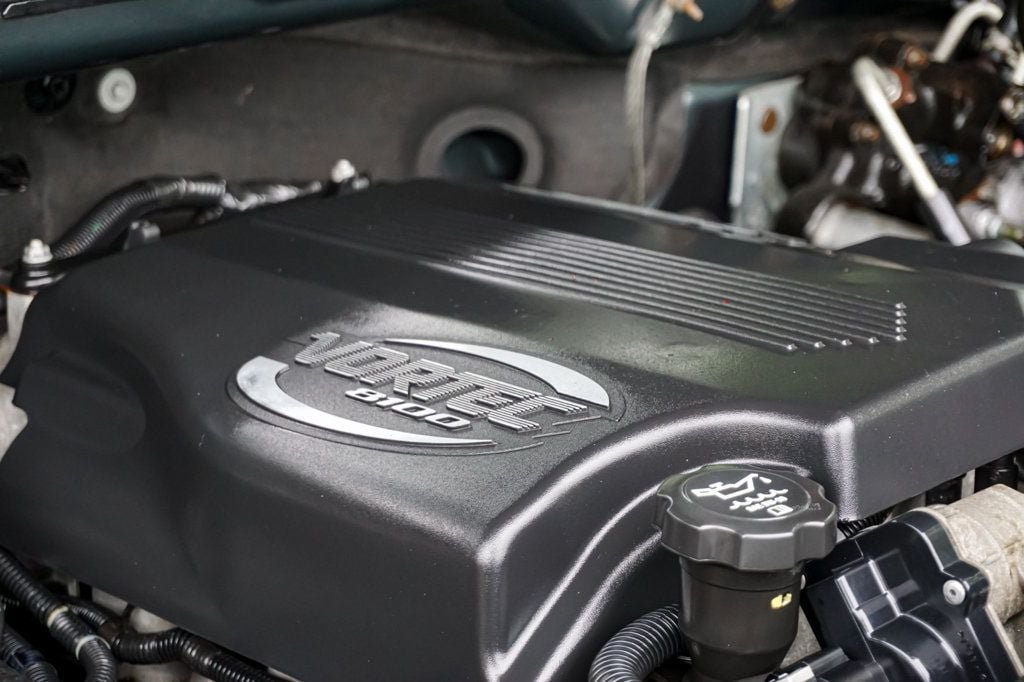 Used 2004 Chevrolet Silverado 2500 LS AWD/4WD image 57