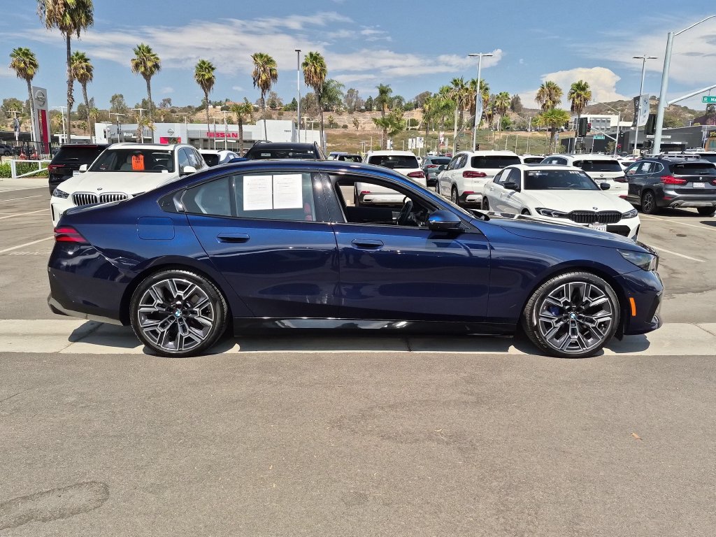 Certified 2026 BMW i5 eDrive40 w/ M Sport Package RWD image 3