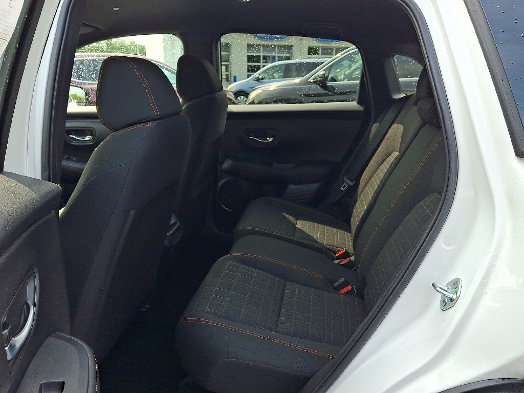 Used 2024 Honda HR-V Sport image 13