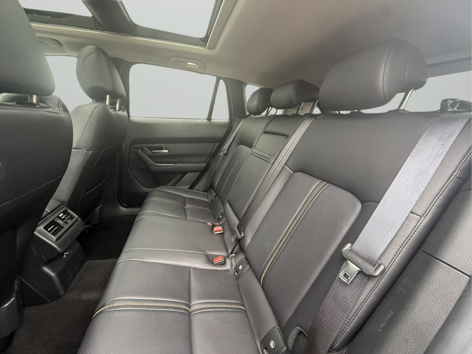 Used 2025 MAZDA CX-50 AWD 2.5 S w/ Premium Plus Pkg image 26