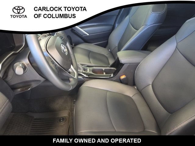 Used 2024 Toyota Corolla Cross XLE w/ Convenience Package FWD image 13