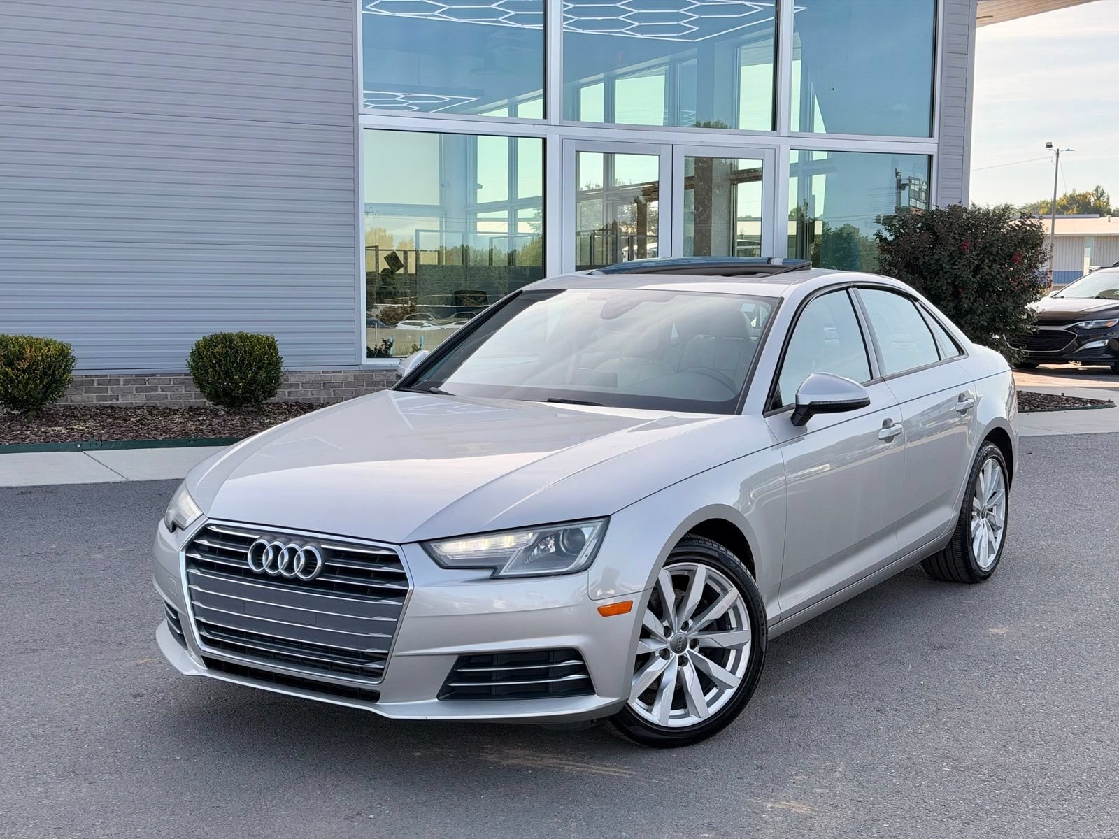 Used 2017 Audi A4 2.0T Ultra Premium FWD image 3