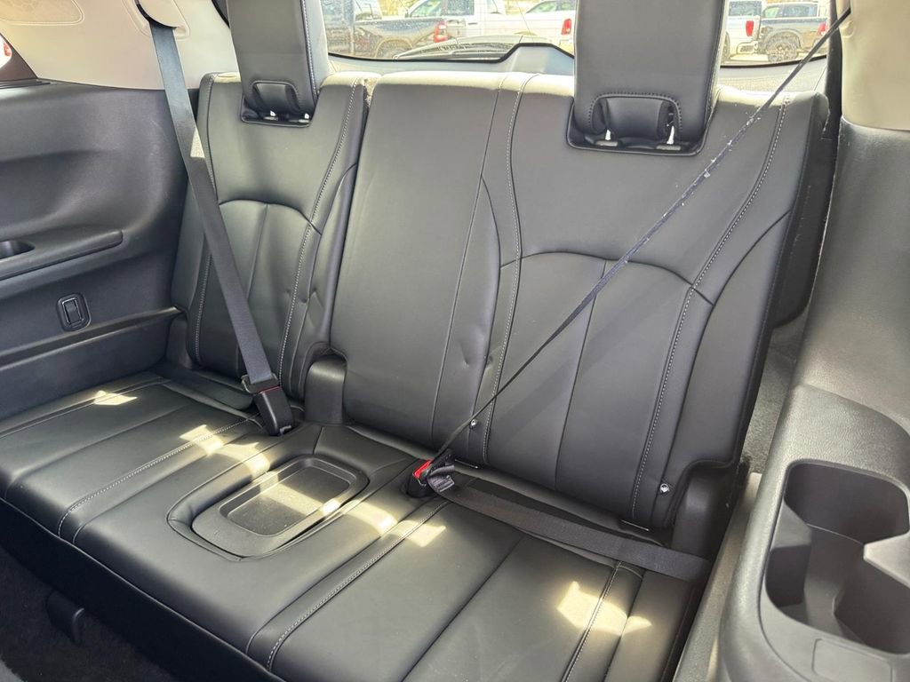 Used 2023 INFINITI QX60 Luxe AWD/4WD image 12