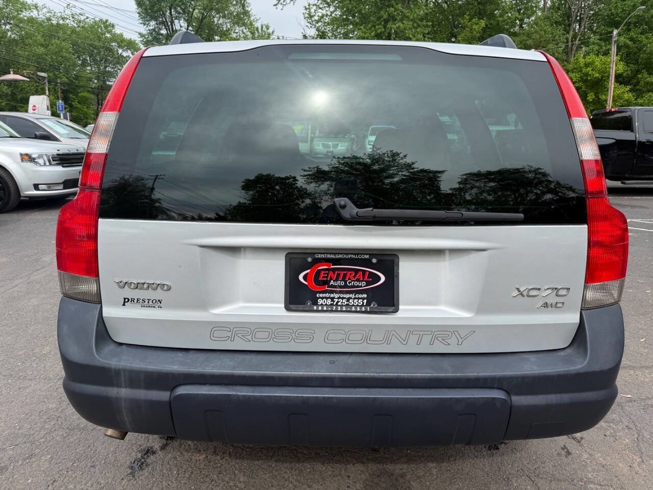 Used 2004 Volvo V70 AWD/4WD image 6