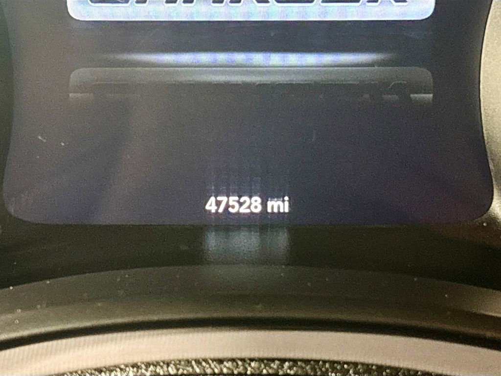 Used 2023 Dodge Charger SXT image 14