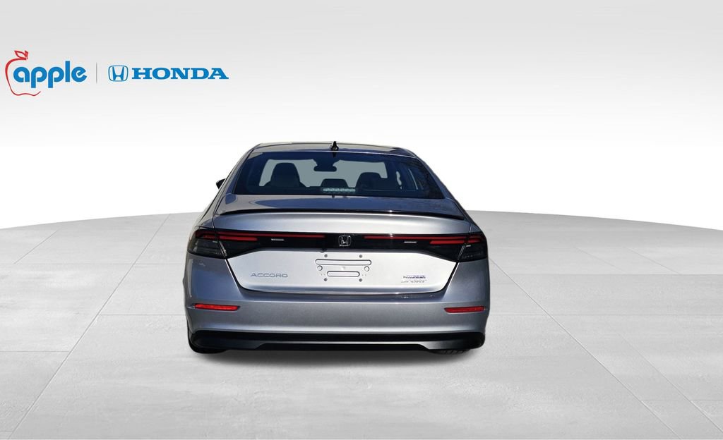 Used 2025 Honda Accord Sport image 6