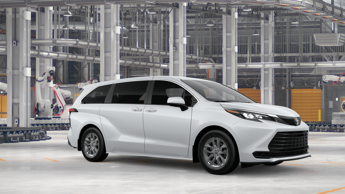 New 2026 Toyota Sienna LE FWD image 14